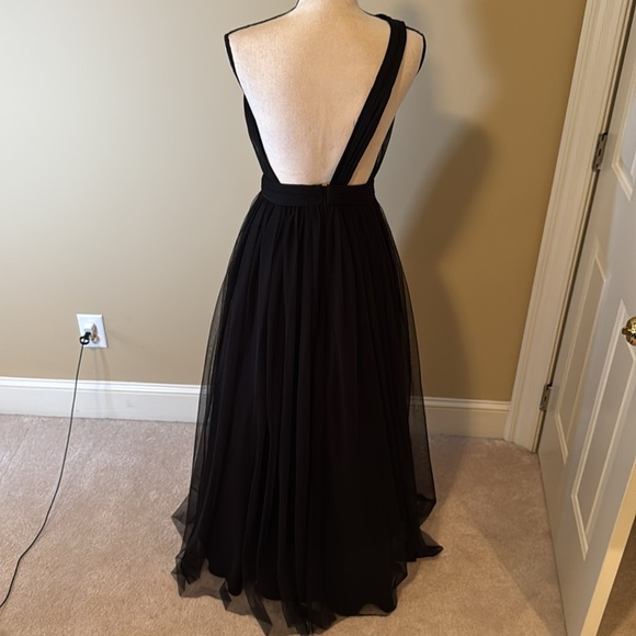 Ballgown by ASOS. Size 4. Black. - Picture 4 of 7